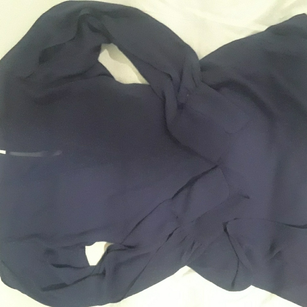 Express deep V top